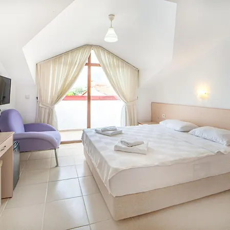 Suzanne Hotel&restaurant *