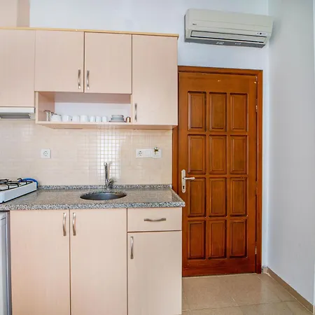 Hotell Suzanne & Restaurant *